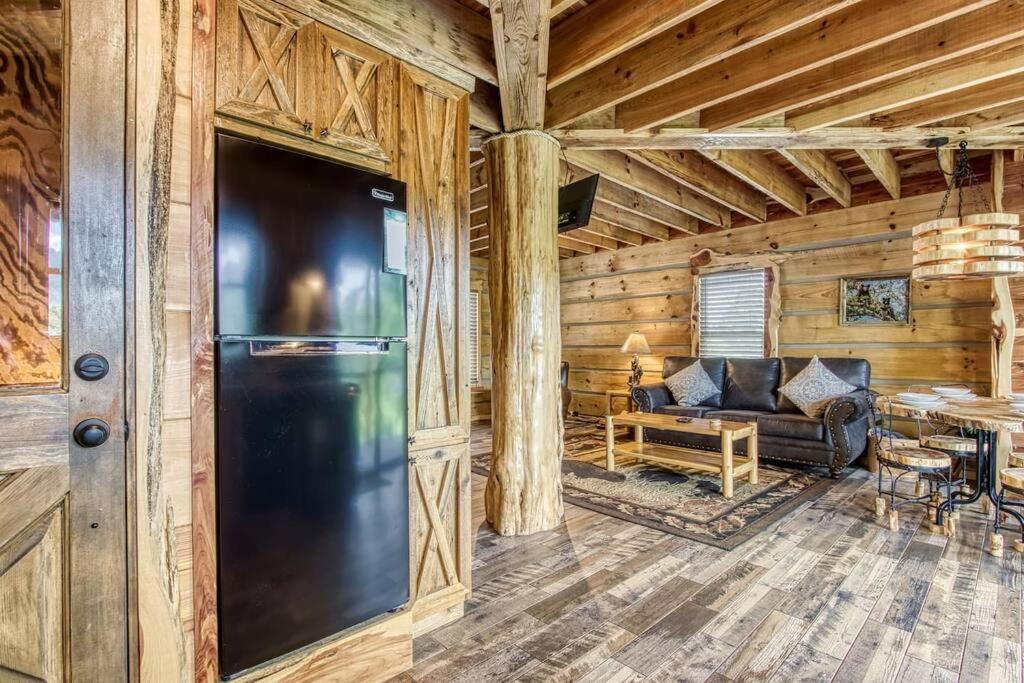 The Log Castle~Stunning Mountain Views~Hot Tub Villa Sevierville Exteriör bild